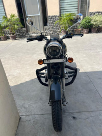 Black Royal Enfield Classic 350