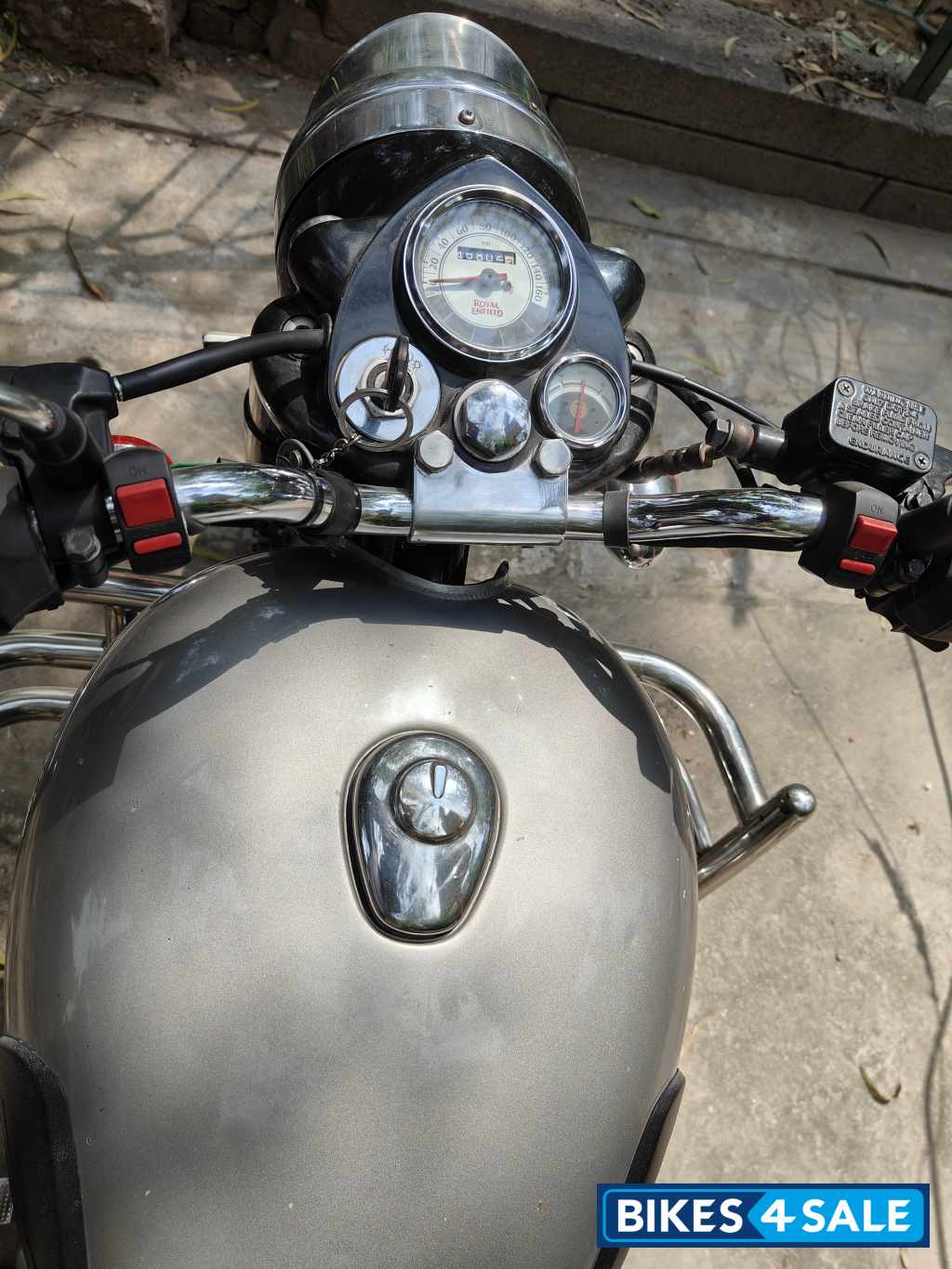 Royal Enfield Classic Gunmetal Grey Royal Enfield Classic Gunmetal Grey