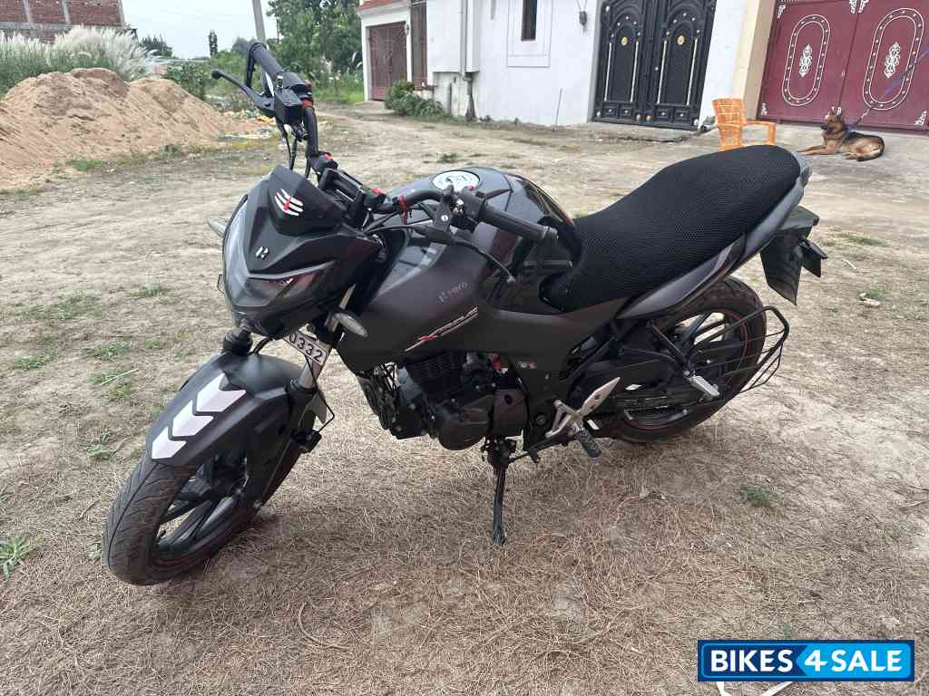 Hero Xtreme 160R Stealth Edition