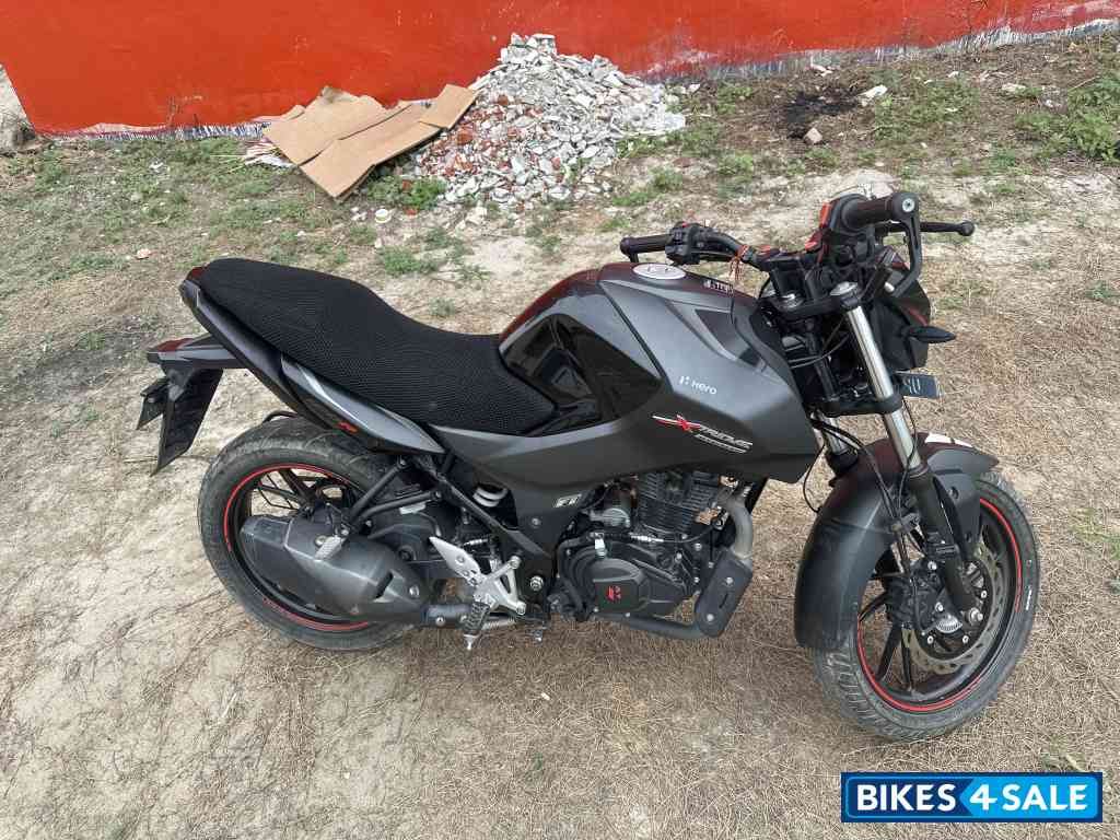 Hero Xtreme 160R Stealth Edition