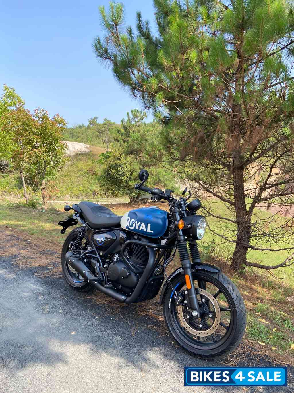 Rebel Bkue Royal Enfield Hunter 350 Metro