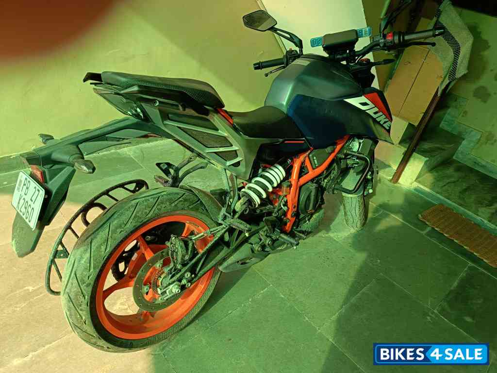 KTM Duke 390 2024
