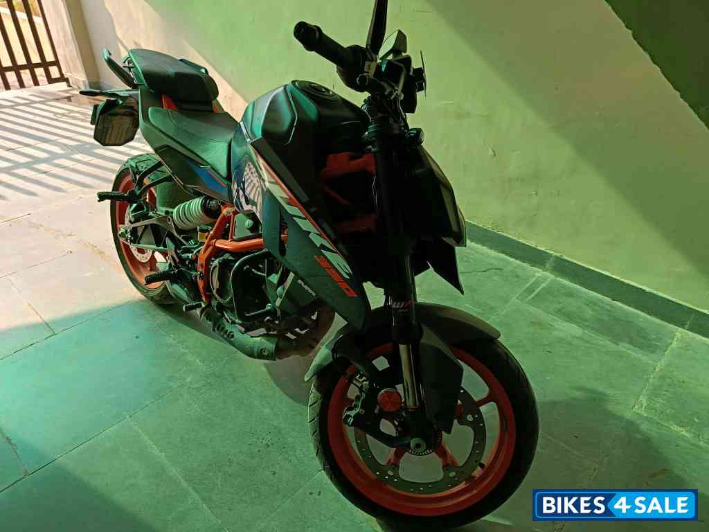 KTM Duke 390 2024