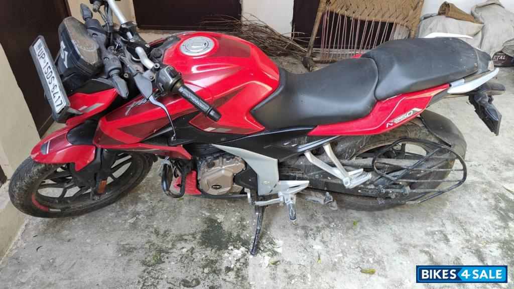 Bajaj Pulsar N250 Bajaj Pulsar N250