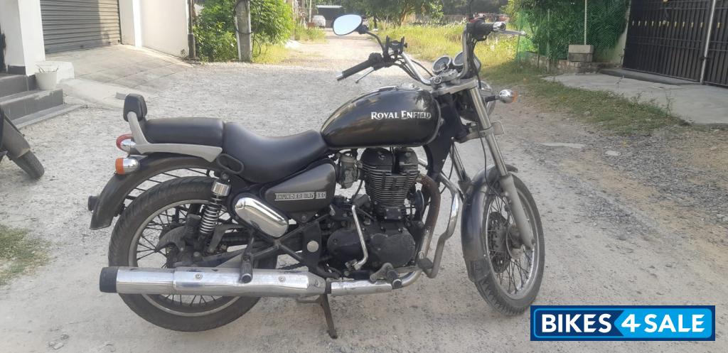 Lightning Green Royal Enfield Thunderbird 350