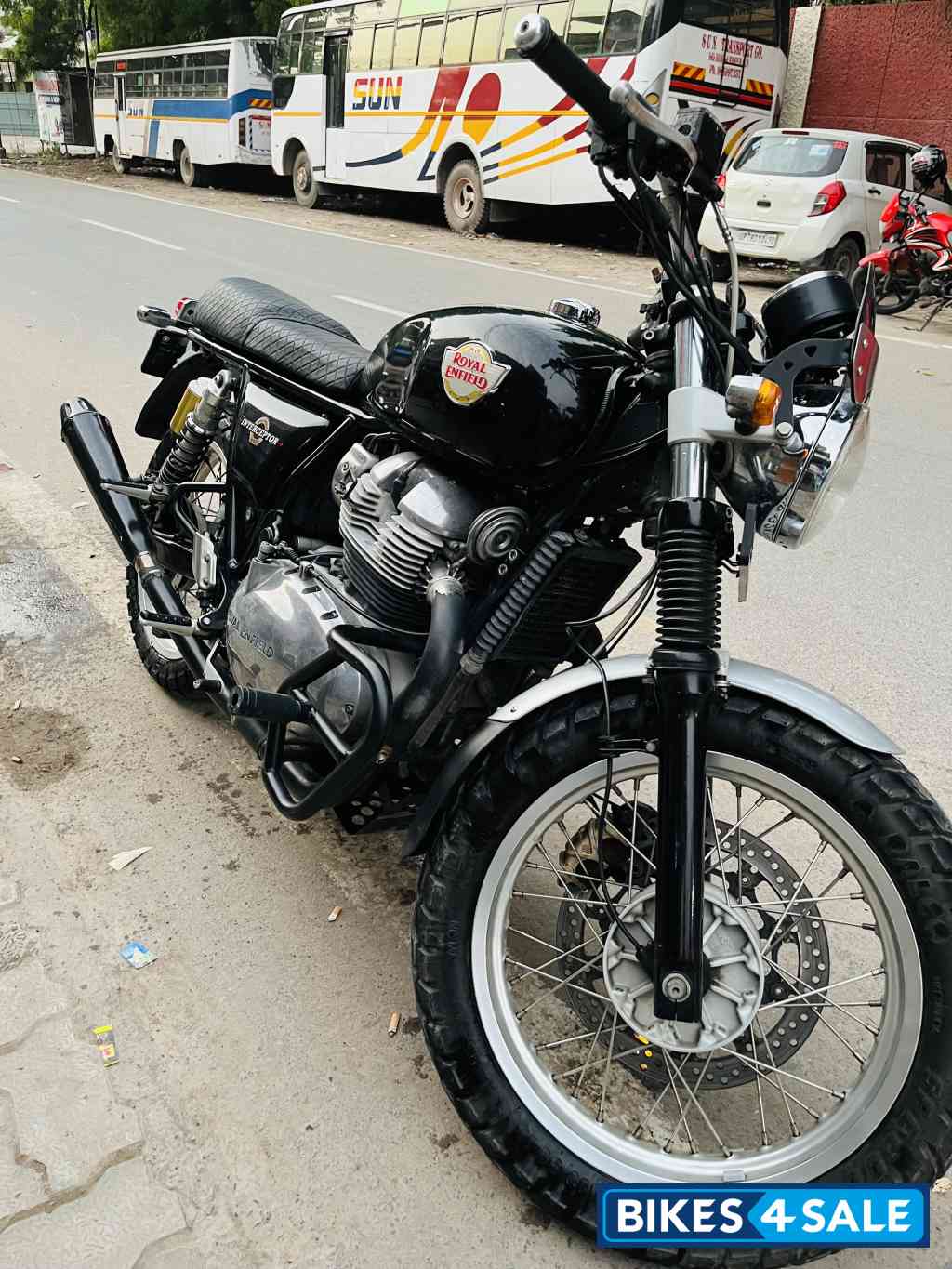 Royal Enfield Interceptor 650 Twin