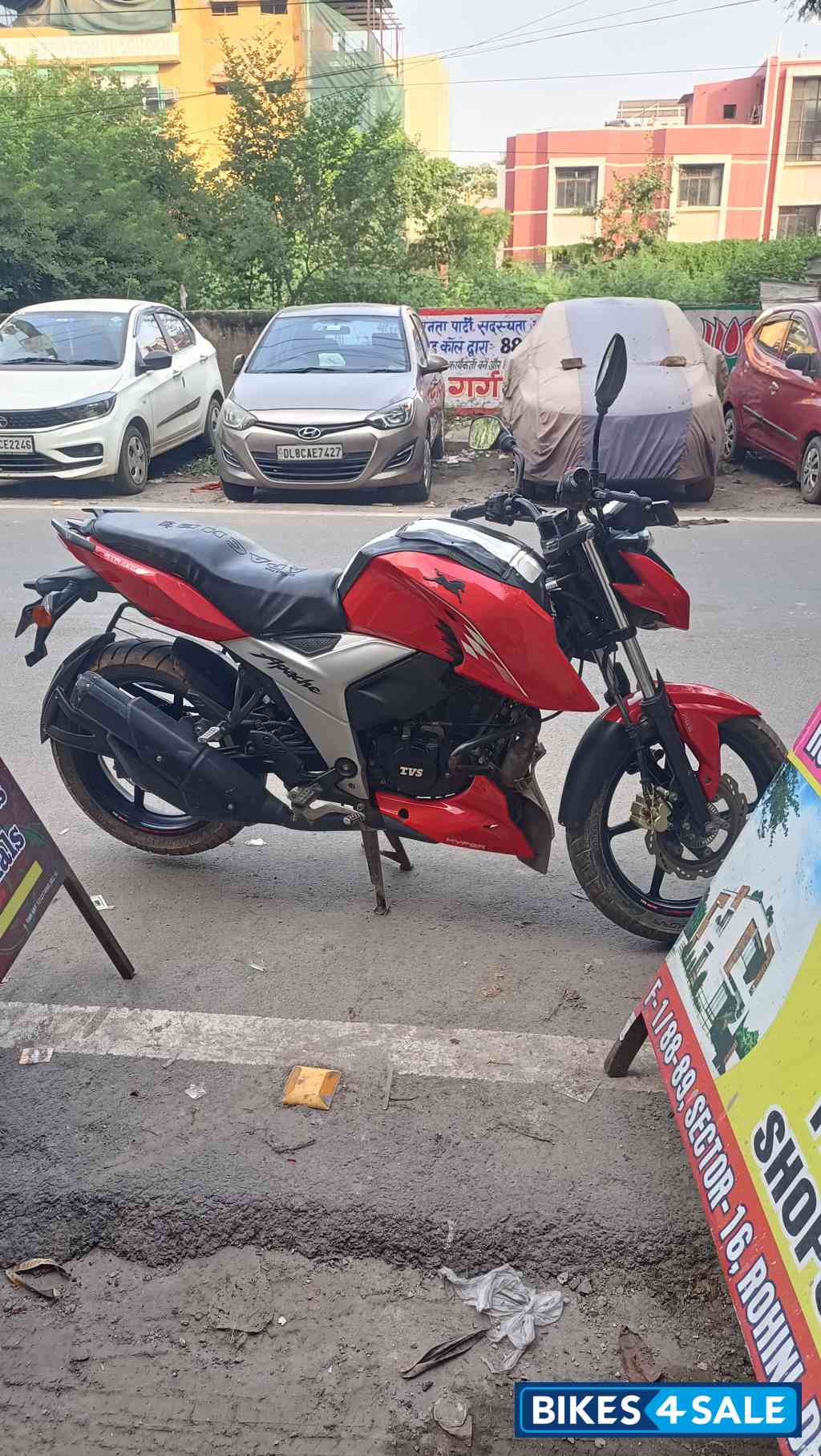 TVS Apache RTR 160 4V BS6