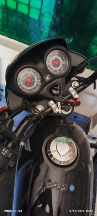 Black With Grey Stripes Honda Shine 100