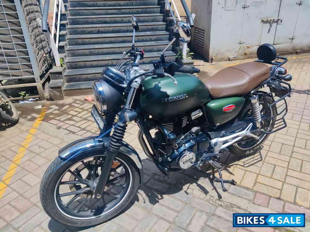 Mat Marshal Green Honda CB350 DLX