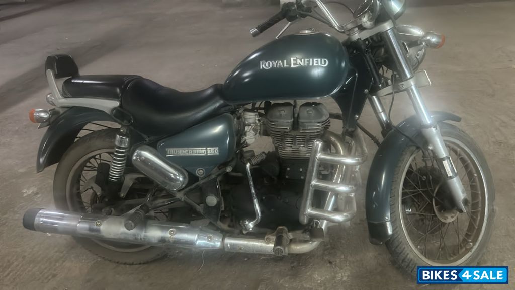 Royal Enfield Thunderbird 350 Royal Enfield Thunderbird 350