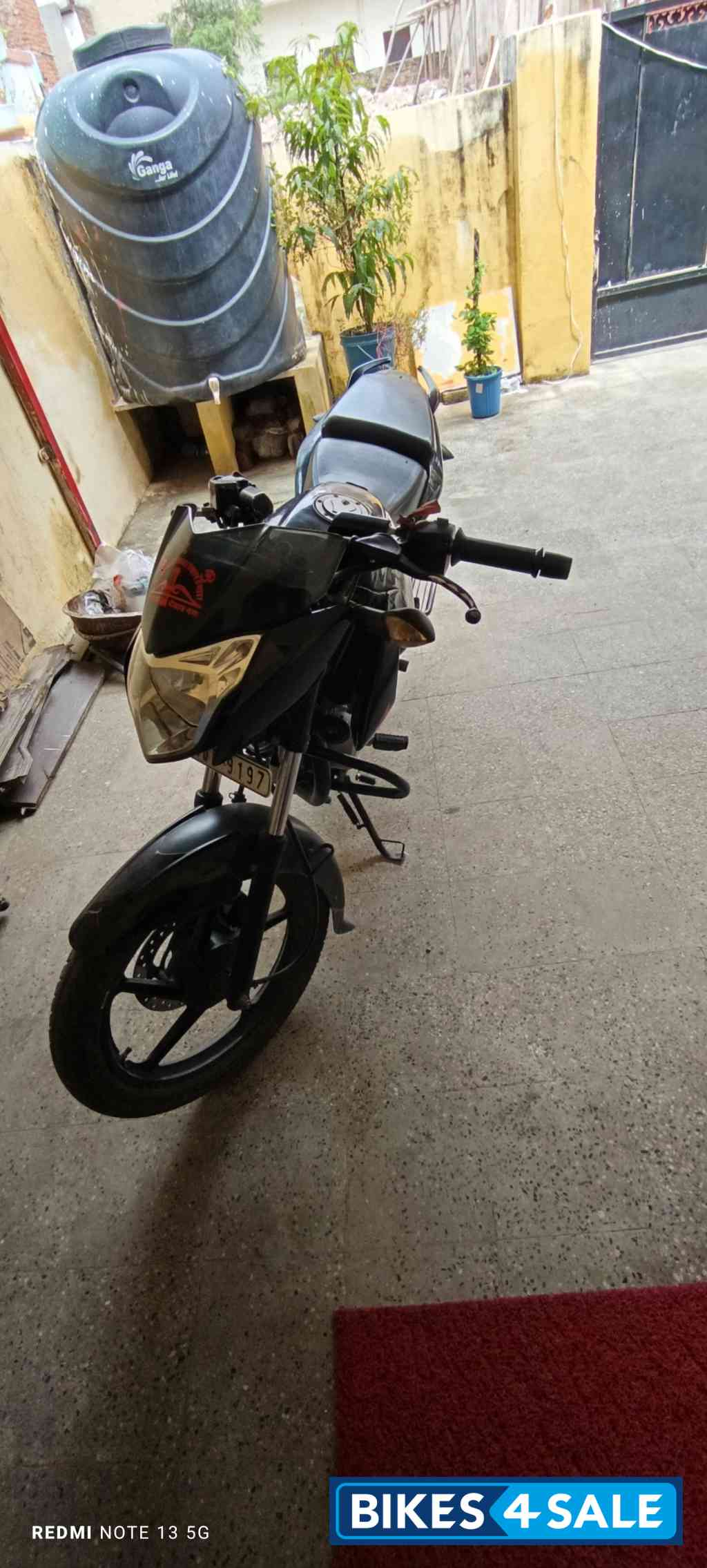 Bajaj Pulsar 135LS