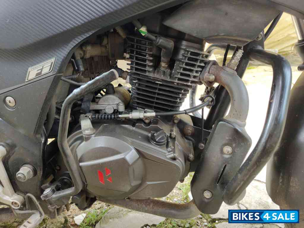 Steel Black Hero Xtreme 160R