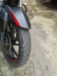 Steel Black Hero Xtreme 160R