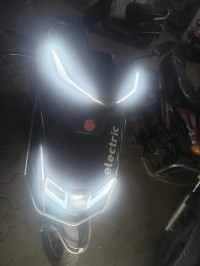 Hero Electric Atria LX