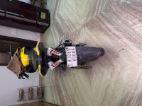 Bajaj Pulsar RS 200 ABS