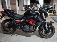 Black Benelli BN 600 I