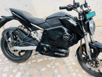 Revolt RV 400 2022 Model