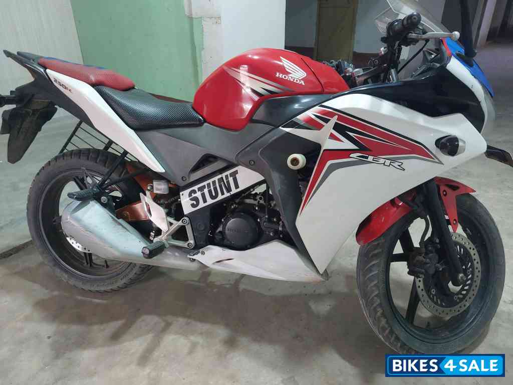 Honda CBR 150R