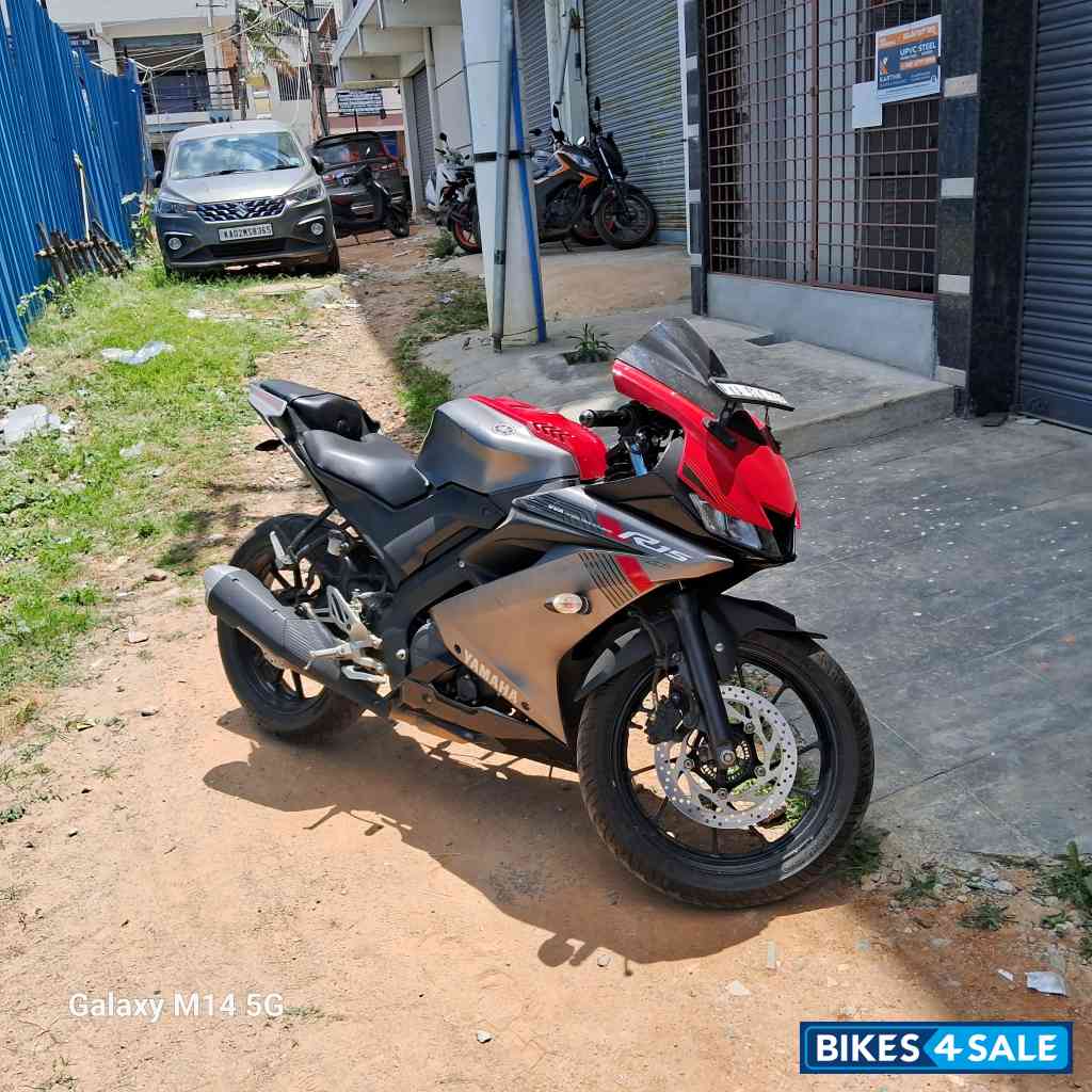 Yamaha YZF R15 V3