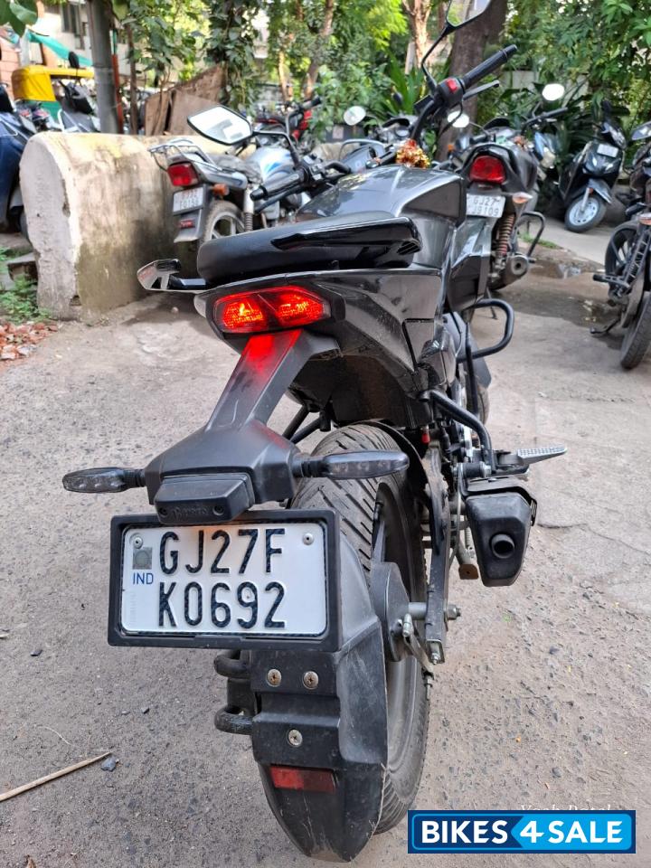 Black Hero Xtreme 125R