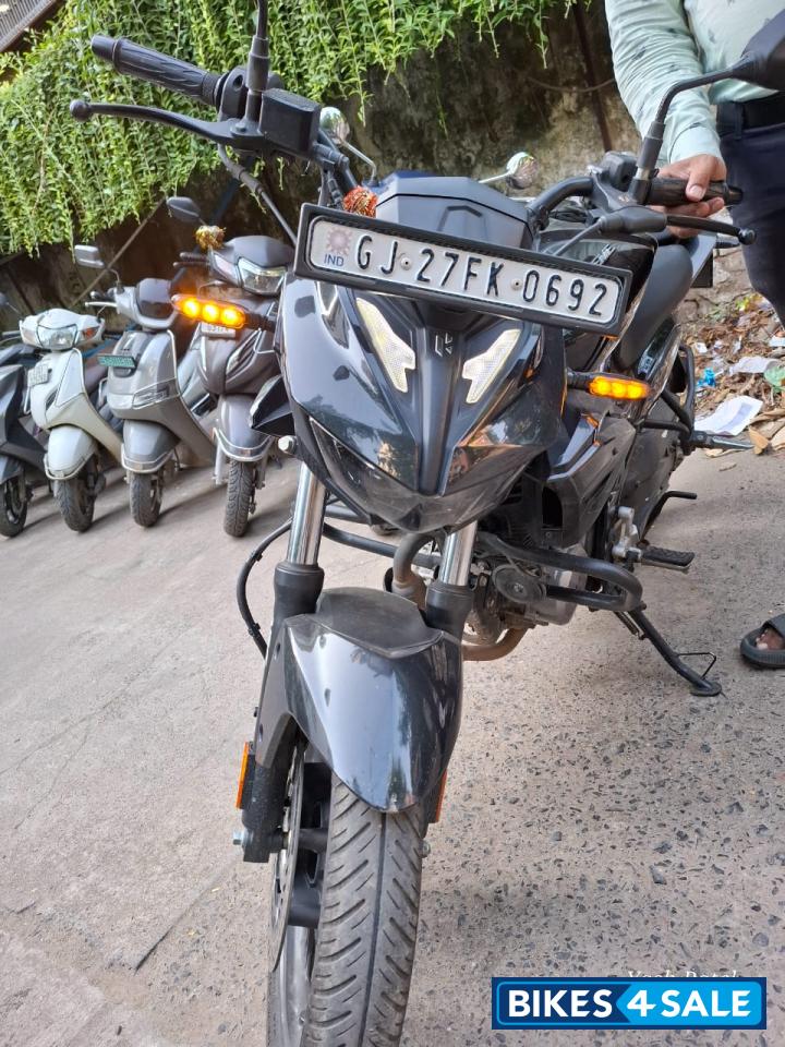 Black Hero Xtreme 125R