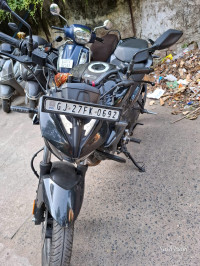 Black Hero Xtreme 125R