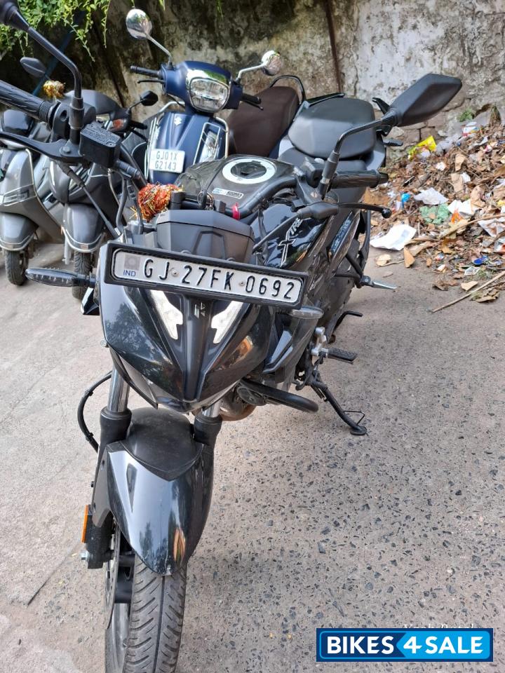 Black Hero Xtreme 125R