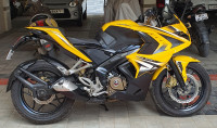 Bajaj Pulsar RS 200