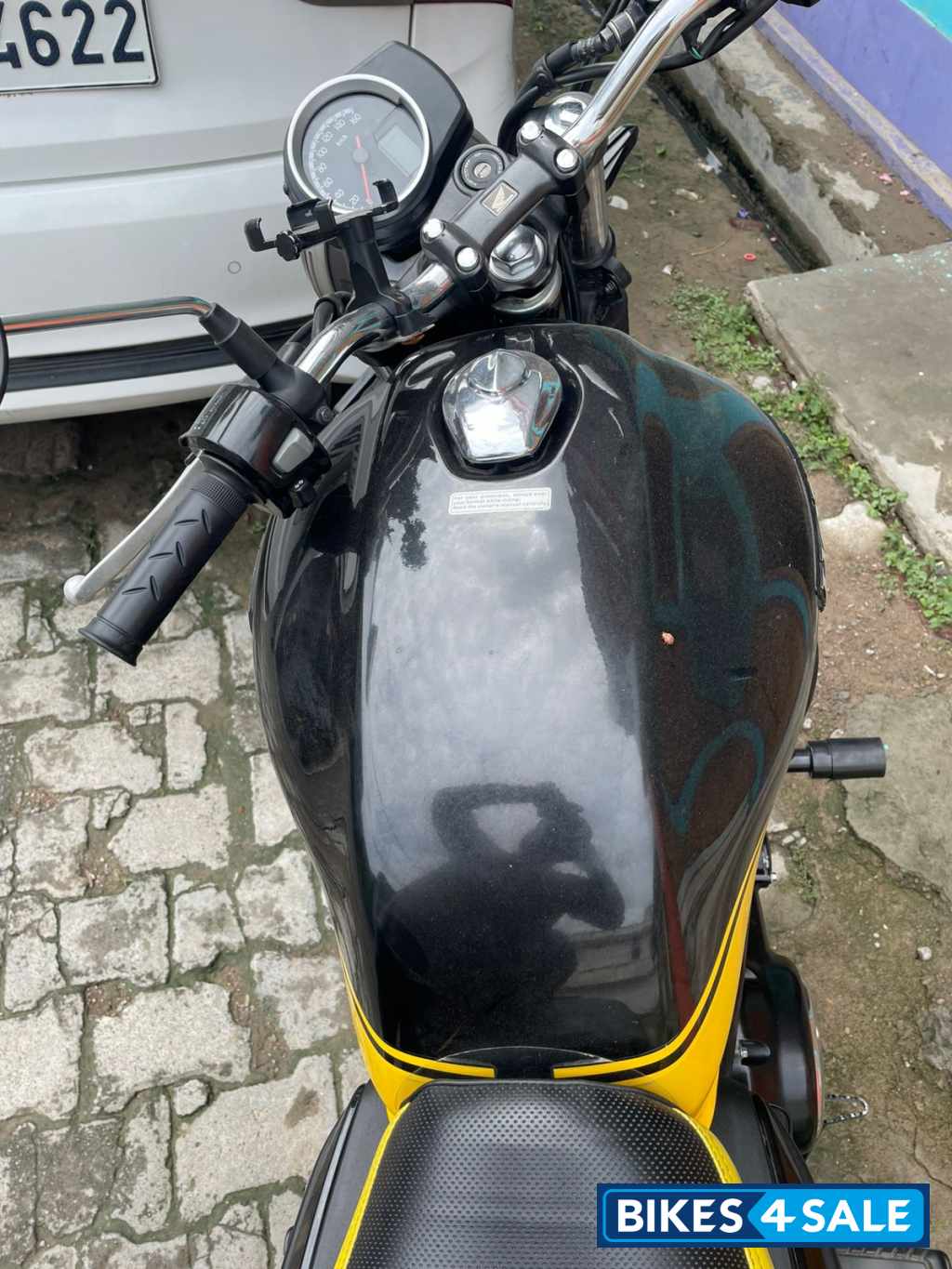 Black And Yellow Honda CB350RS