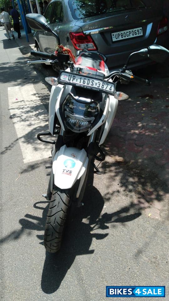 TVS Apache RTR 160 4V Special Edition