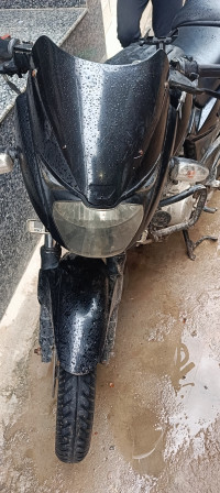 Black Bajaj Pulsar 180