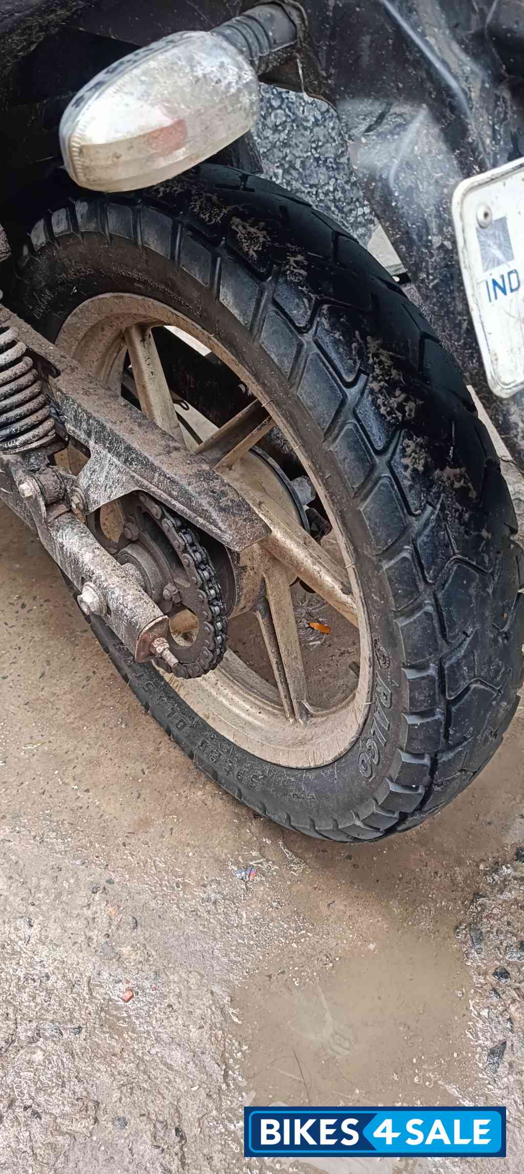 Black Bajaj Pulsar 180