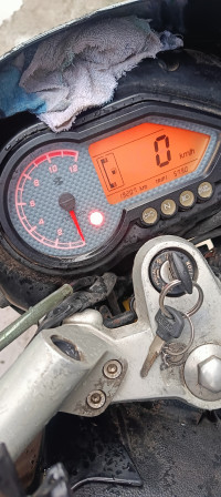 Black Bajaj Pulsar 180