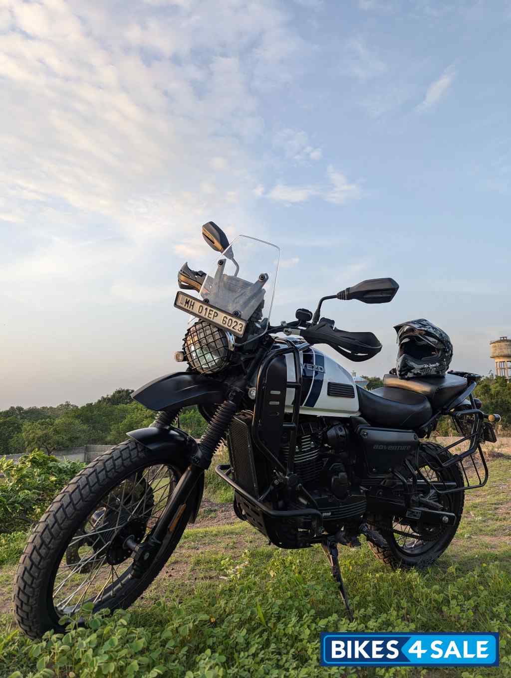 White Yezdi Adventure Gloss