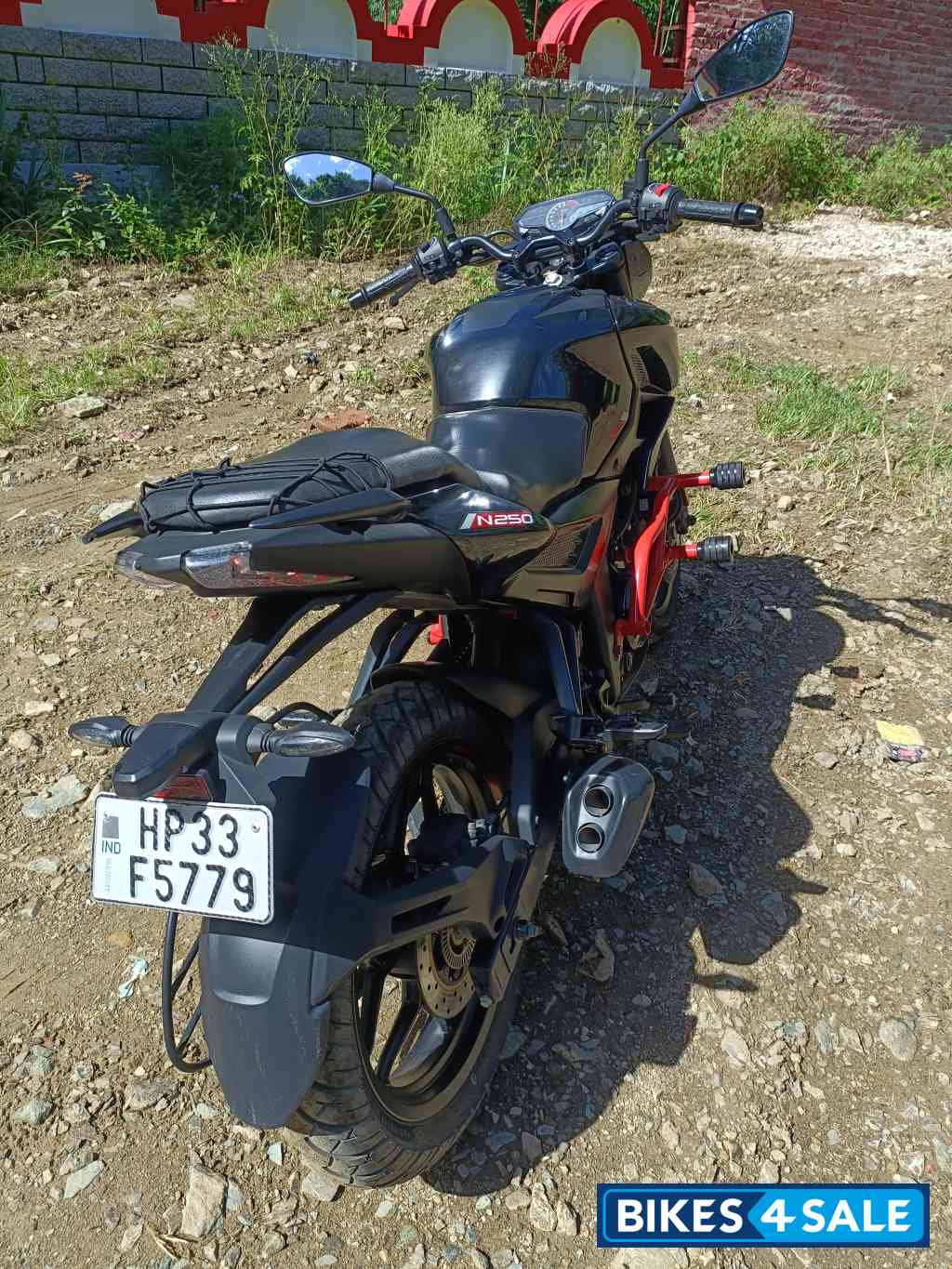 Black Bajaj Pulsar N250 Dual Channel ABS