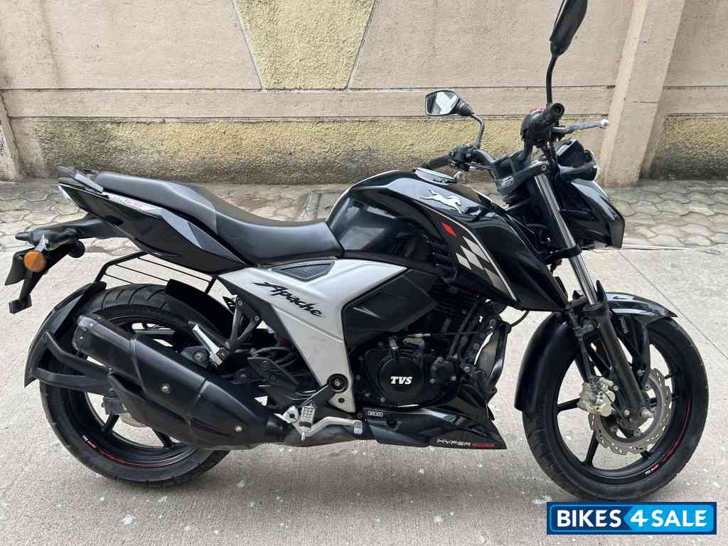 TVS Apache RTR 160 4V