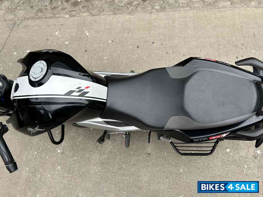 TVS Apache RTR 160 4V