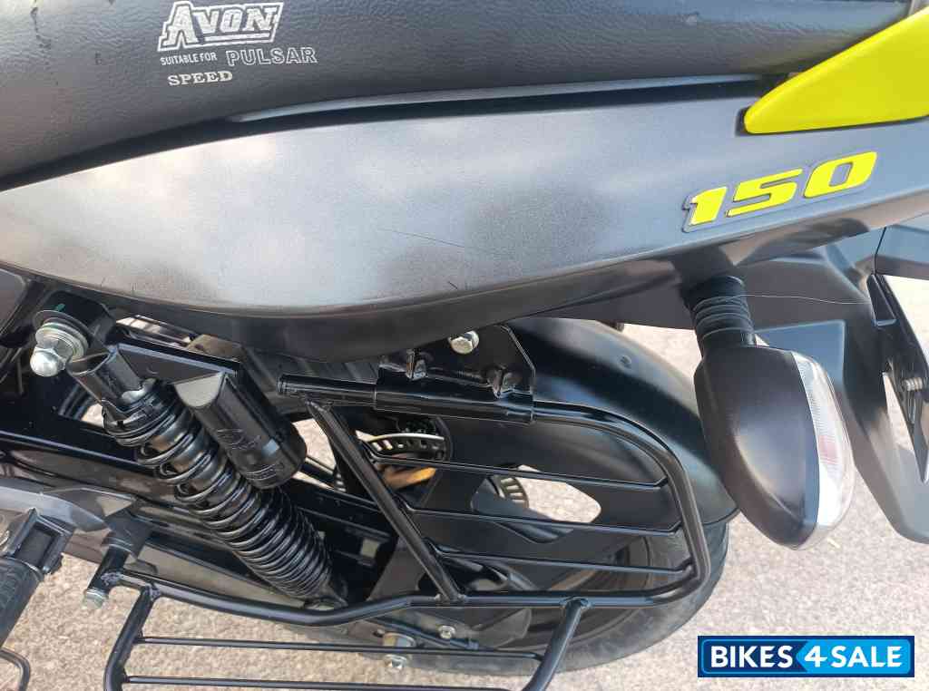 Black Decal Green Bajaj Pulsar 150 DTSi