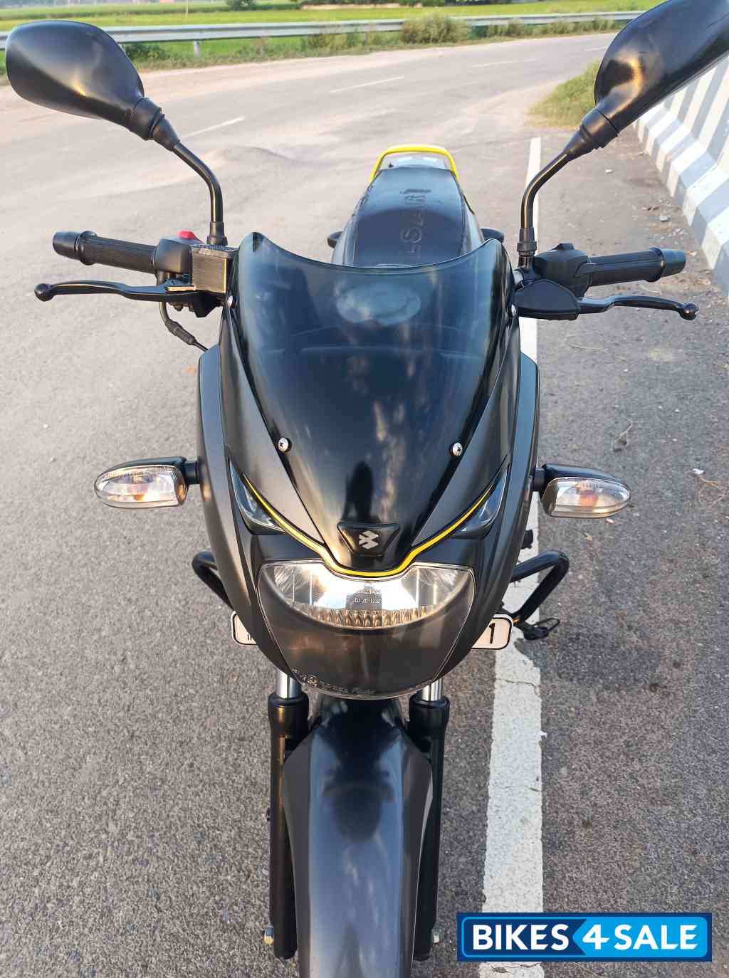 Black Decal Green Bajaj Pulsar 150 DTSi