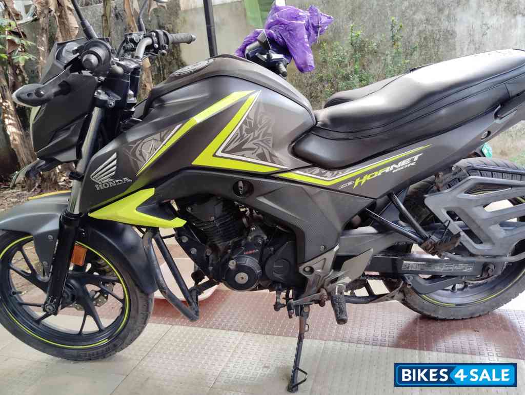 Honda CB Hornet 160R ABS