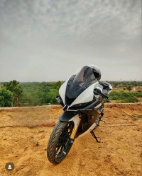 Dark Knight Edition Yamaha YZF R15 V3