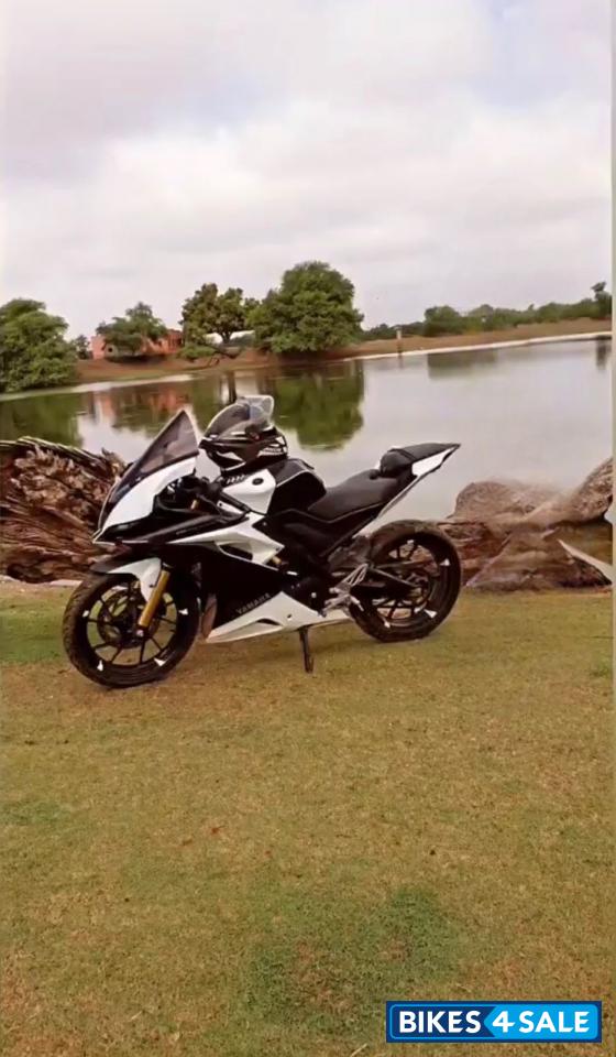 Dark Knight Edition Yamaha YZF R15 V3