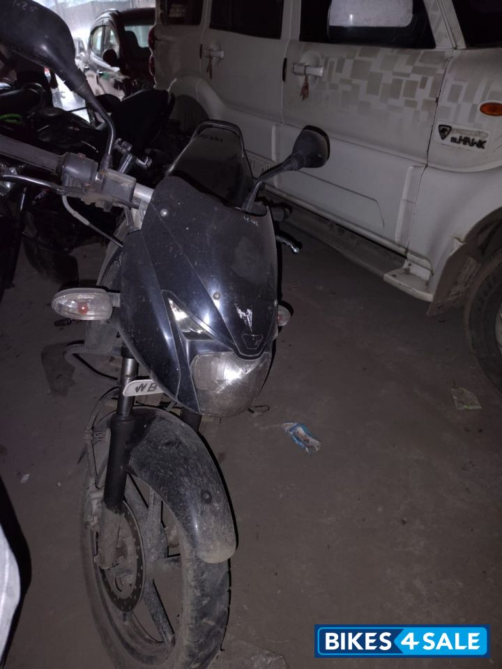 Black Bajaj Pulsar 150