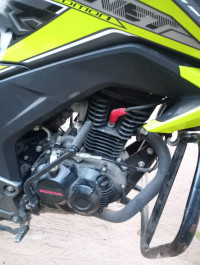 Honda CB Hornet 160R ABS