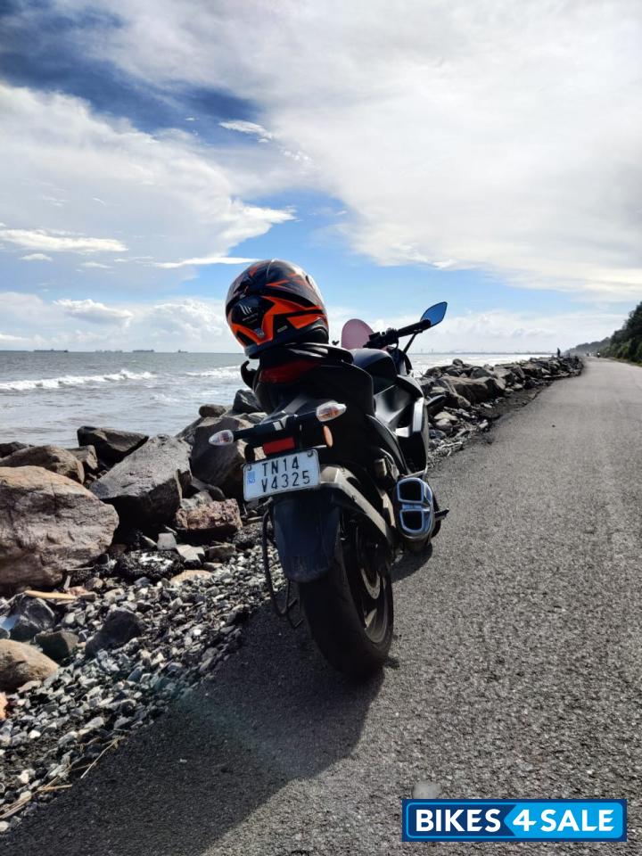 Matt Black Suzuki Gixxer SF 250