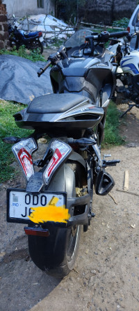 Bajaj Pulsar RS 200