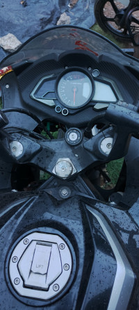 Bajaj Pulsar RS 200