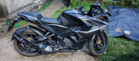 Bajaj Pulsar RS 200