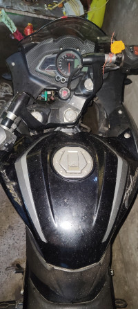 Bajaj Pulsar RS 200