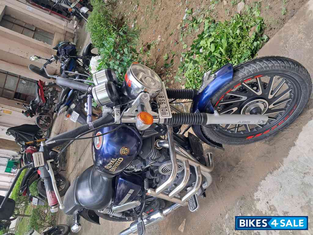 Marine Blue Royal Enfield Thunderbird 350